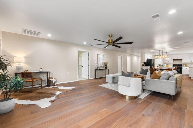 14 Square Deal Road, Belen, NM 87002