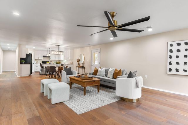 14 Square Deal Road, Belen, NM 87002