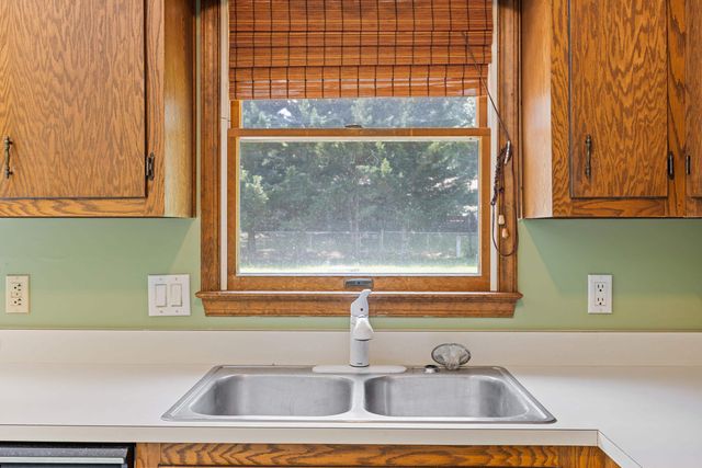 57 GREENBRIAR LN, Stuarts Draft, VA 24477