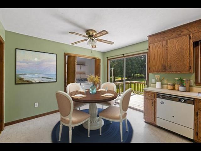 57 GREENBRIAR LN, Stuarts Draft, VA 24477