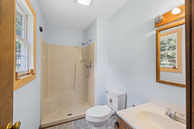 57 GREENBRIAR LN, Stuarts Draft, VA 24477