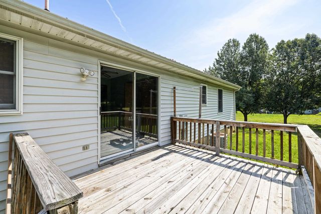 57 GREENBRIAR LN, Stuarts Draft, VA 24477