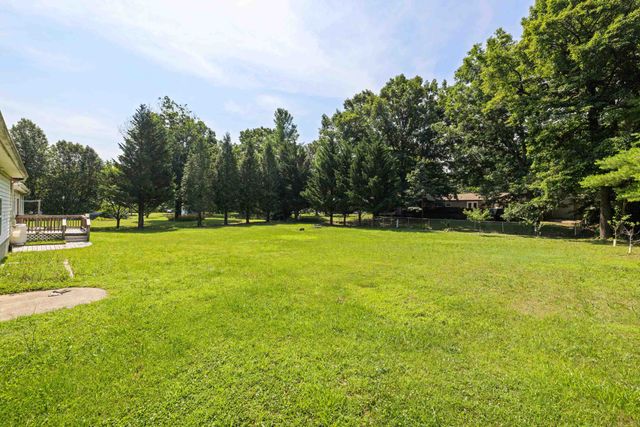 57 GREENBRIAR LN, Stuarts Draft, VA 24477