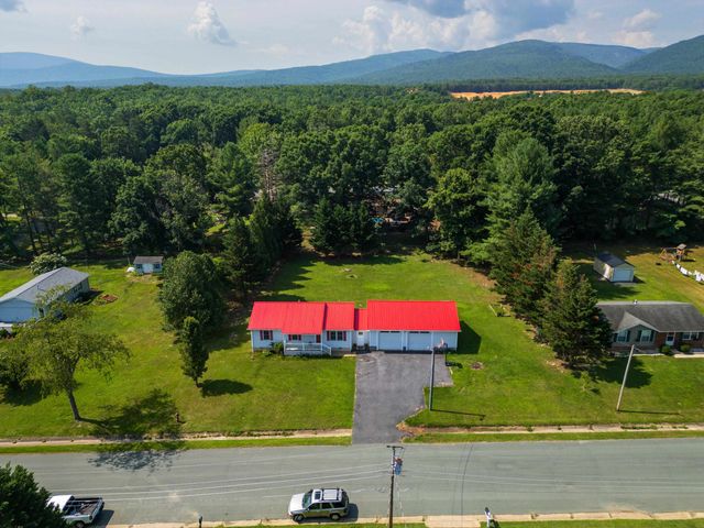 57 GREENBRIAR LN, Stuarts Draft, VA 24477