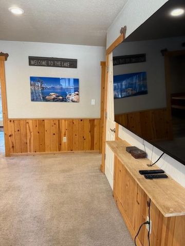 814 Capistrano Ave, South Lake Tahoe, CA 96150