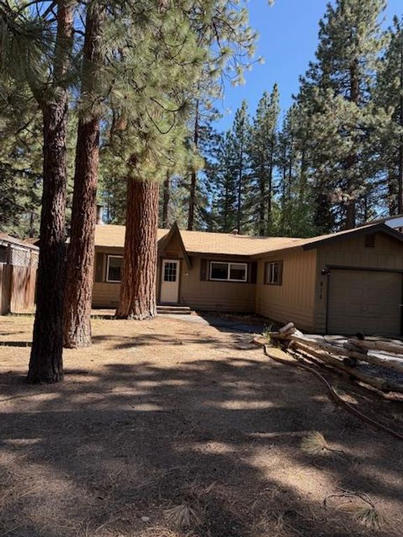 814 Capistrano Ave, South Lake Tahoe, CA 96150
