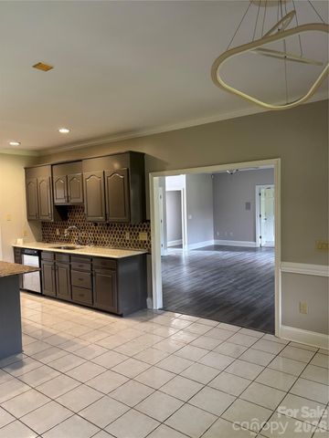 1001 DownPatrick Lane NW, Concord, NC 28027