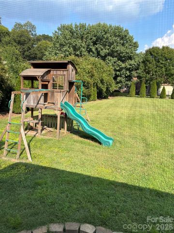 1001 DownPatrick Lane NW, Concord, NC 28027