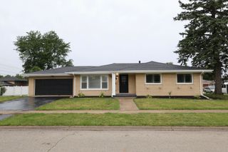 16644 Maple Street, South Holland, IL 60473