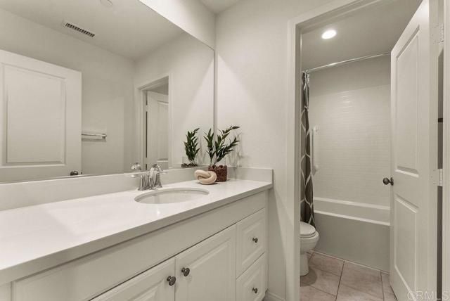4301 Pacifica Way 2, Oceanside, CA 92056
