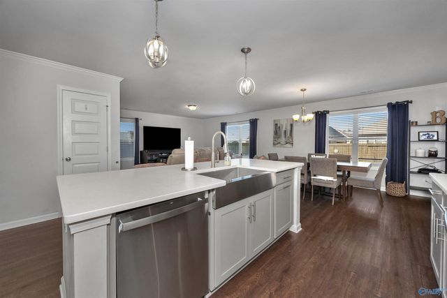 120 Edgestone Drive, Harvest, AL 35749