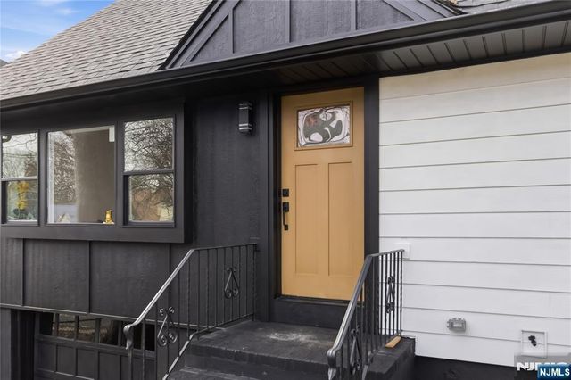 116 Washington Place, Teaneck, NJ 07666