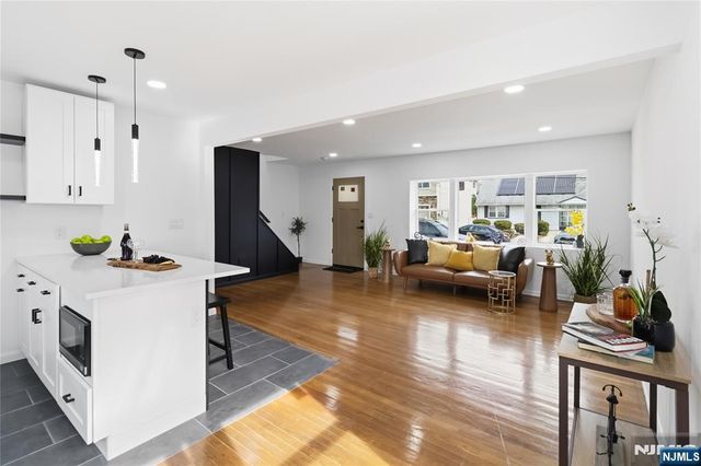 116 Washington Place, Teaneck, NJ 07666