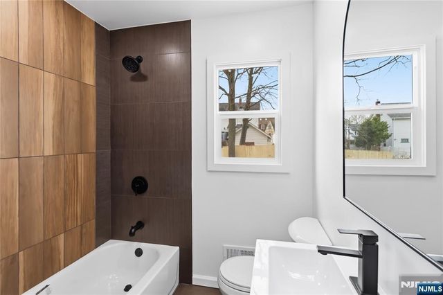 116 Washington Place, Teaneck, NJ 07666