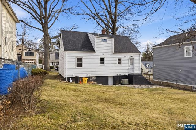 116 Washington Place, Teaneck, NJ 07666