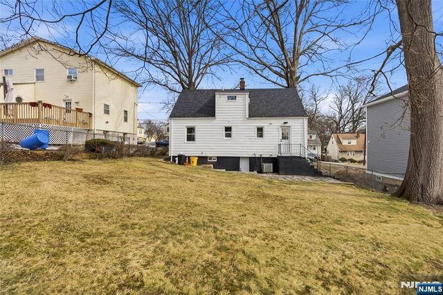 116 Washington Place, Teaneck, NJ 07666