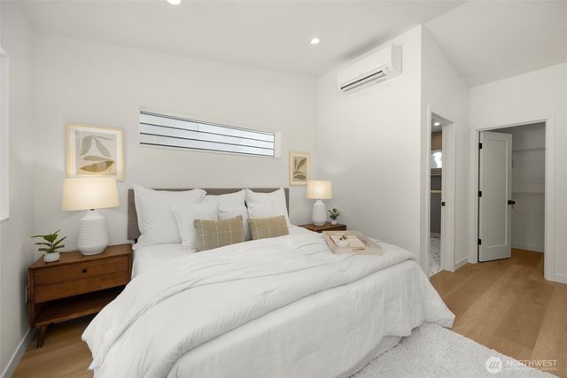 14321 C Interlake Avenue N, Seattle, WA 98133