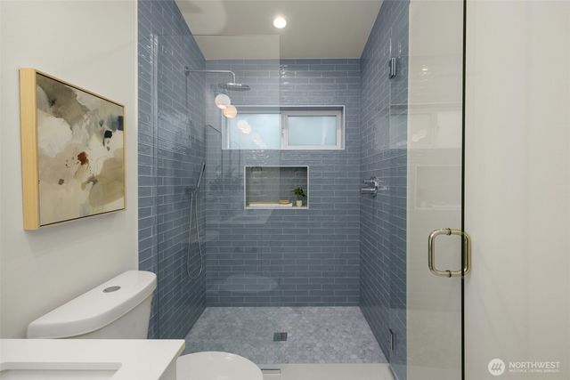 14321 C Interlake Avenue N, Seattle, WA 98133