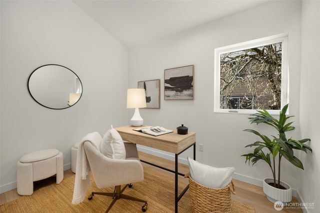 14321 C Interlake Avenue N, Seattle, WA 98133