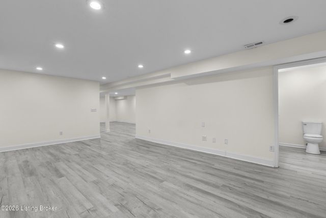 10123 Spring Gate Dr, Louisville, KY 40241