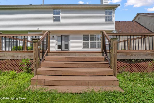 10123 Spring Gate Dr, Louisville, KY 40241