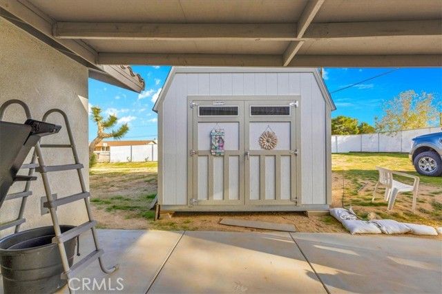 58385 Delano Trail, Yucca Valley, CA 92284