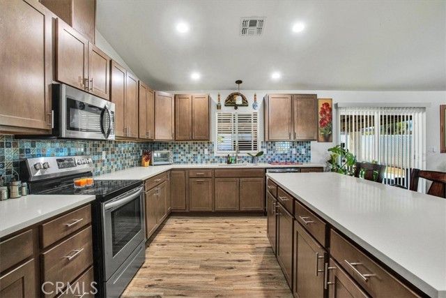 58385 Delano Trail, Yucca Valley, CA 92284