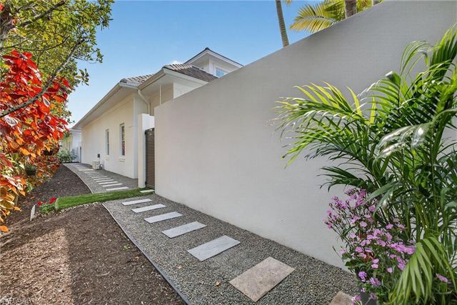 9193 Mercato WAY, Naples, FL 34108