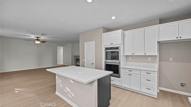 1728 Tamarron Drive, Corona, CA 92883