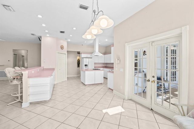 156 SW Saratoga Avenue, Port St. Lucie, FL 34953