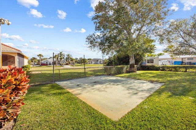 156 SW Saratoga Avenue, Port St. Lucie, FL 34953