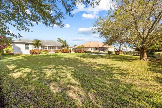 156 SW Saratoga Avenue, Port St. Lucie, FL 34953