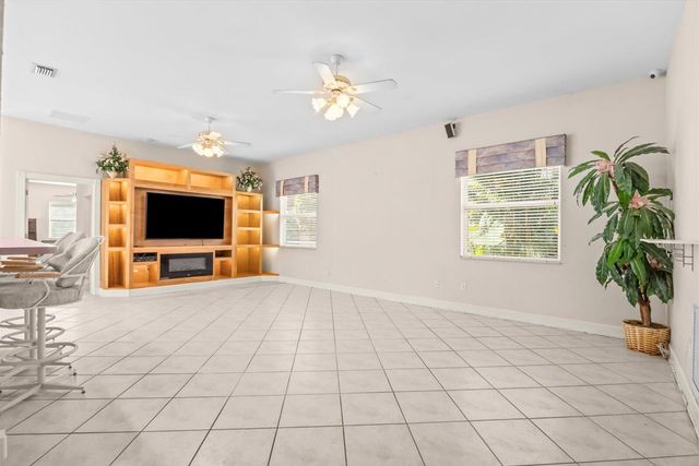 156 SW Saratoga Avenue, Port St. Lucie, FL 34953