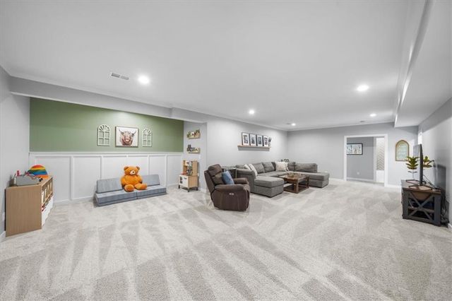 2421 SW River Trail Road, Lee's Summit, MO 64082