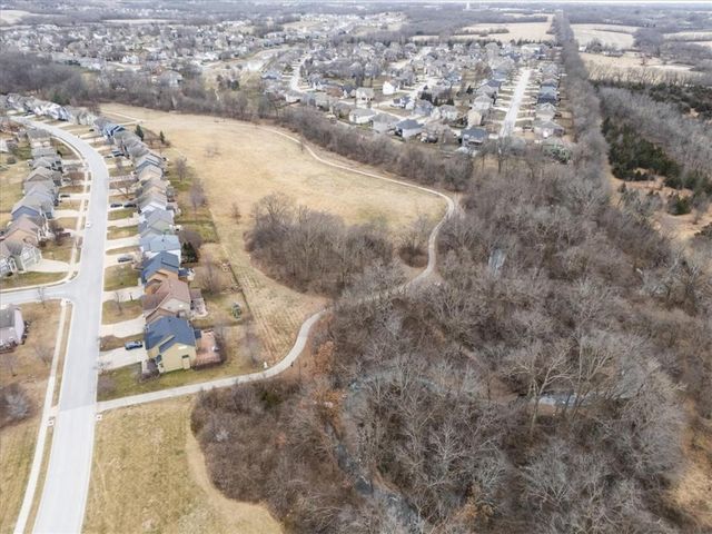 2421 SW River Trail Road, Lee's Summit, MO 64082