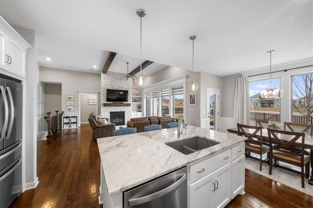 2421 SW River Trail Road, Lee's Summit, MO 64082