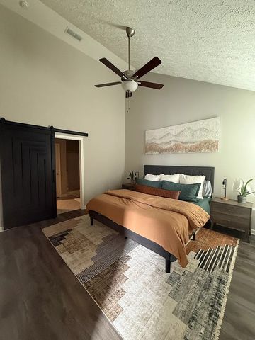 5243 Normandy Cob Dr, Murfreesboro, TN 37129