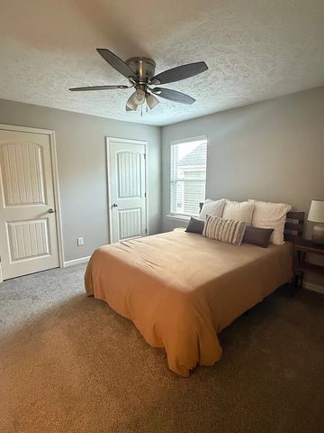 5243 Normandy Cob Dr, Murfreesboro, TN 37129