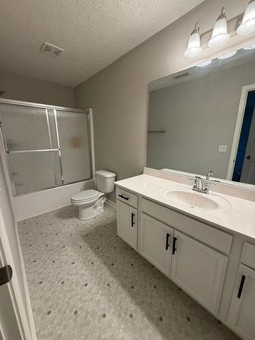 5243 Normandy Cob Dr, Murfreesboro, TN 37129