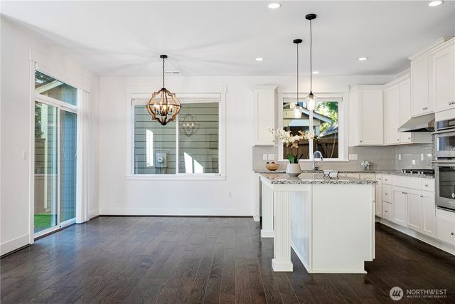 18717 43rd Drive SE, Bothell, WA 98012