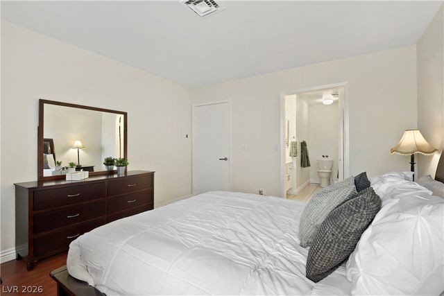 4893 South Torrey Pines Drive 203, Las Vegas, NV 89103