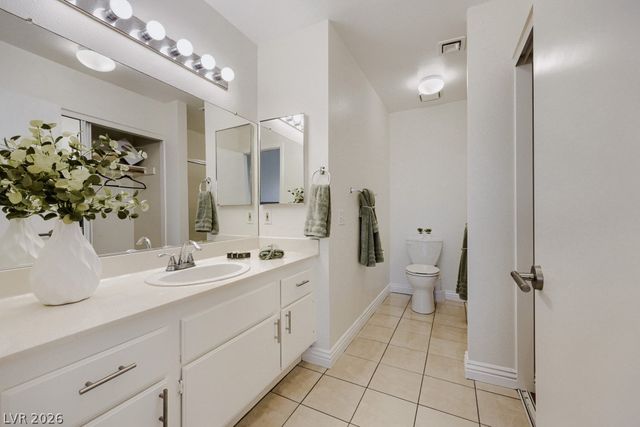 4893 South Torrey Pines Drive 203, Las Vegas, NV 89103