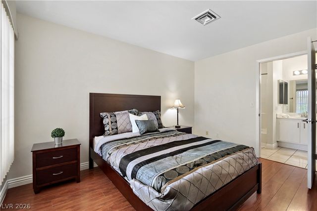 4893 South Torrey Pines Drive 203, Las Vegas, NV 89103
