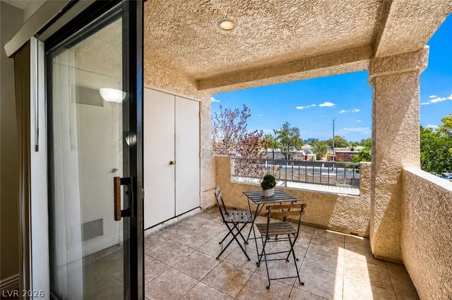 4893 South Torrey Pines Drive 203, Las Vegas, NV 89103