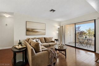 4893 South Torrey Pines Drive 203, Las Vegas, NV 89103