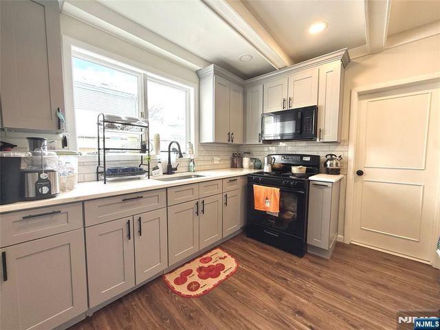 27 Honiss Street, Belleville, NJ 07109