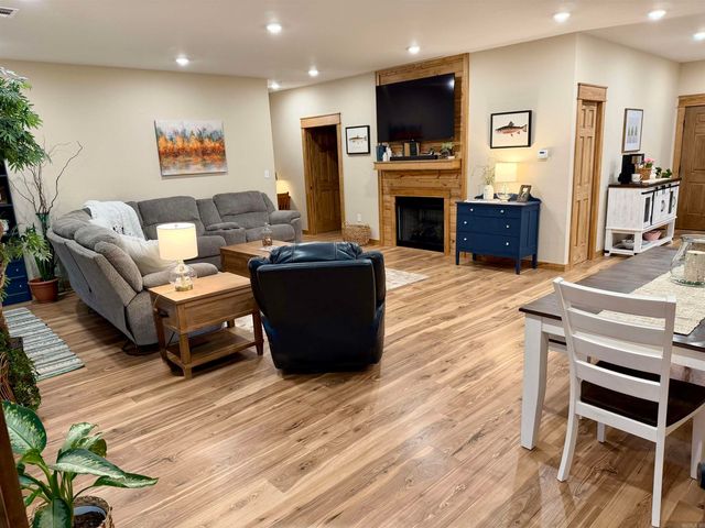 107 River Place Drive, Pangburn, AR 72121