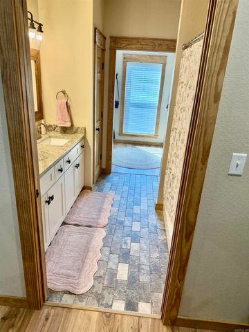 107 River Place Drive, Pangburn, AR 72121