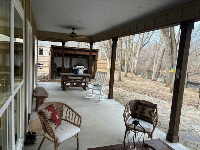 107 River Place Drive, Pangburn, AR 72121