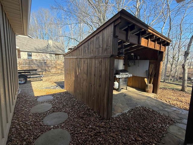 107 River Place Drive, Pangburn, AR 72121